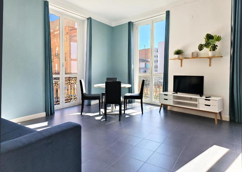 One-Bedroom Apartment image 1