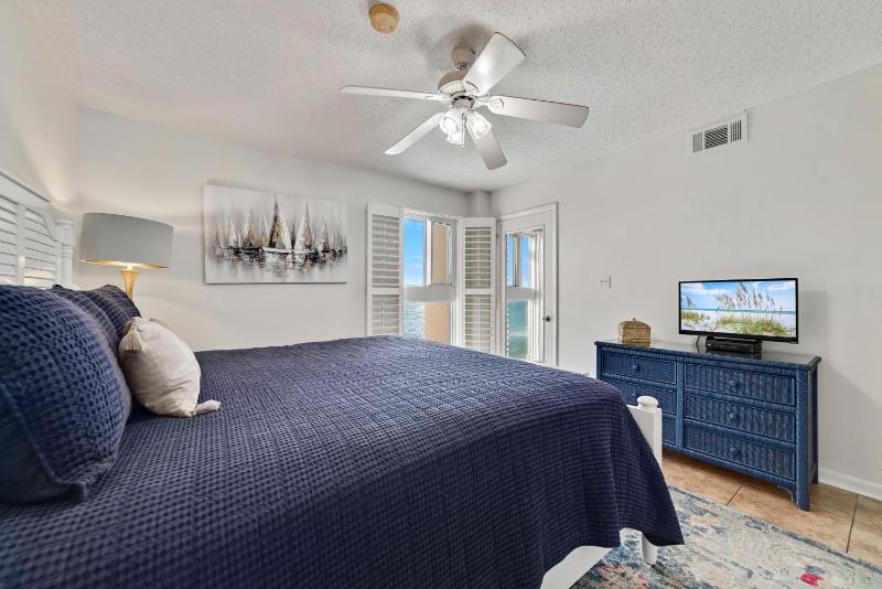 Edgewater West Unit 75 - image 6