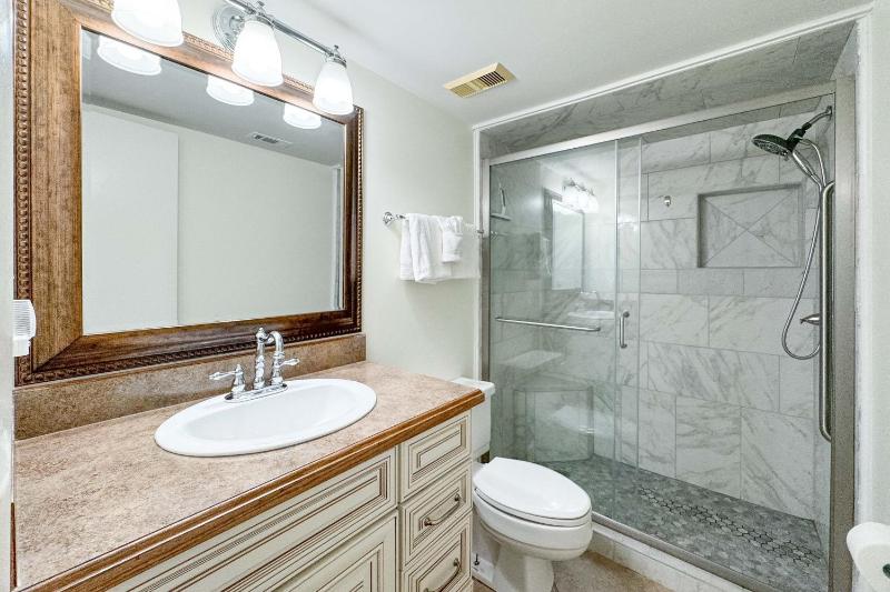 Edgewater West Unit 75 - image 36