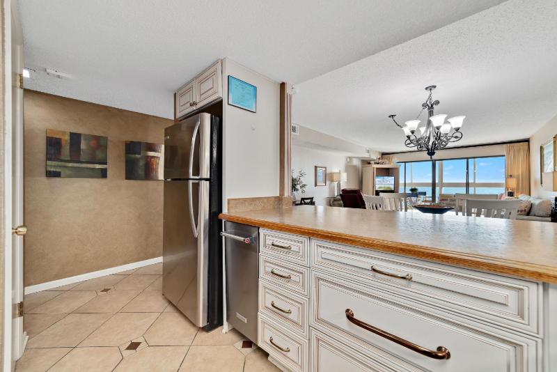Edgewater West Unit 75 - image 15