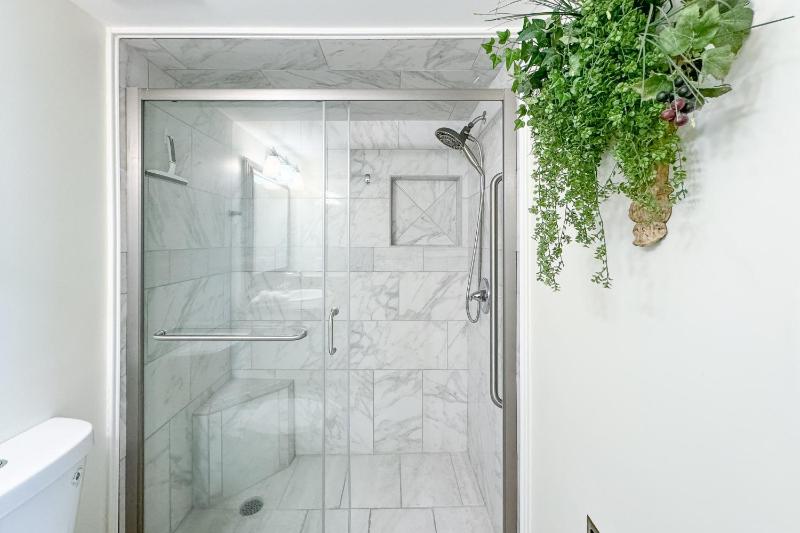 Edgewater West Unit 75 - image 5