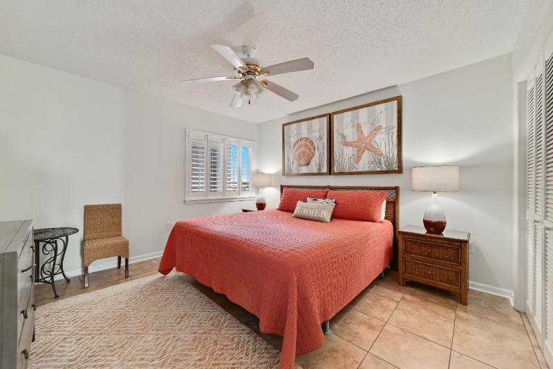 Edgewater West Unit 75 - image 19