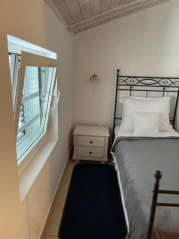 Triple Room image 2