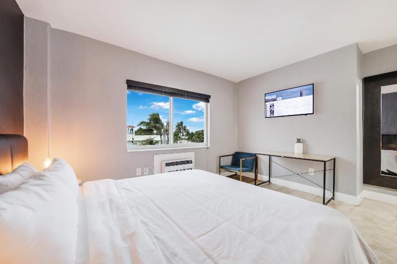 Starlite Hotel - image 1