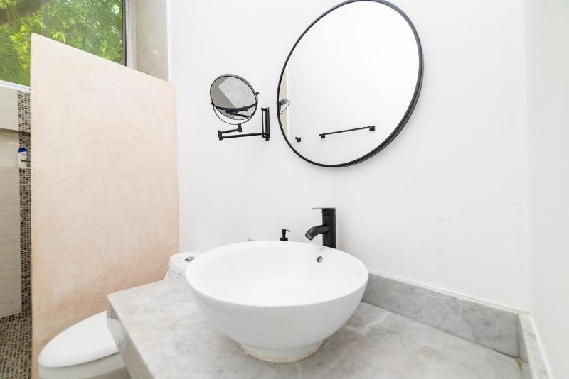 Relaxing 2 bedroom apartement in the center of tulum with private pool and terrace - image 5