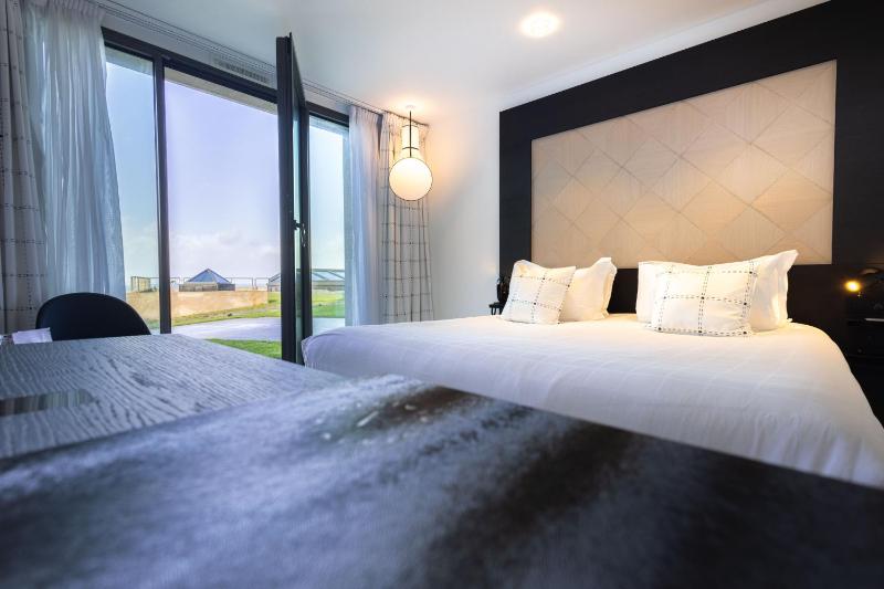 Double Room Ground Floor Sea Side image 4