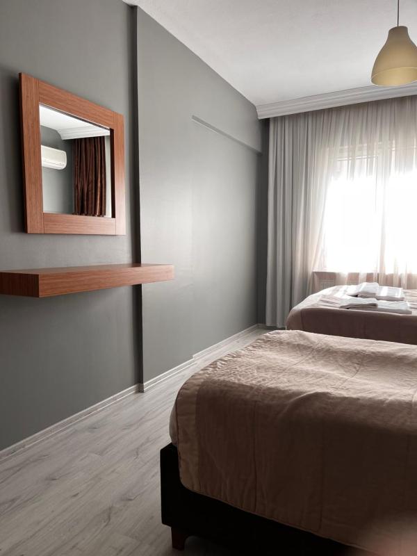Standard Triple Room image 1