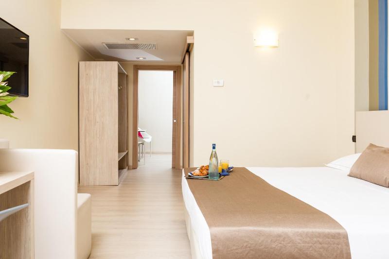 Family Junior Suite image 1