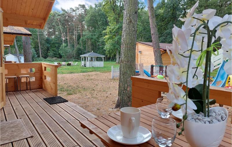 1 Bedroom Beach Front Home In Pobierowo - image 7