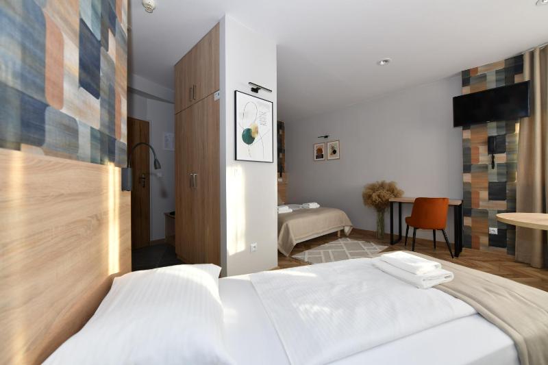 Hotel Polonia - image 11