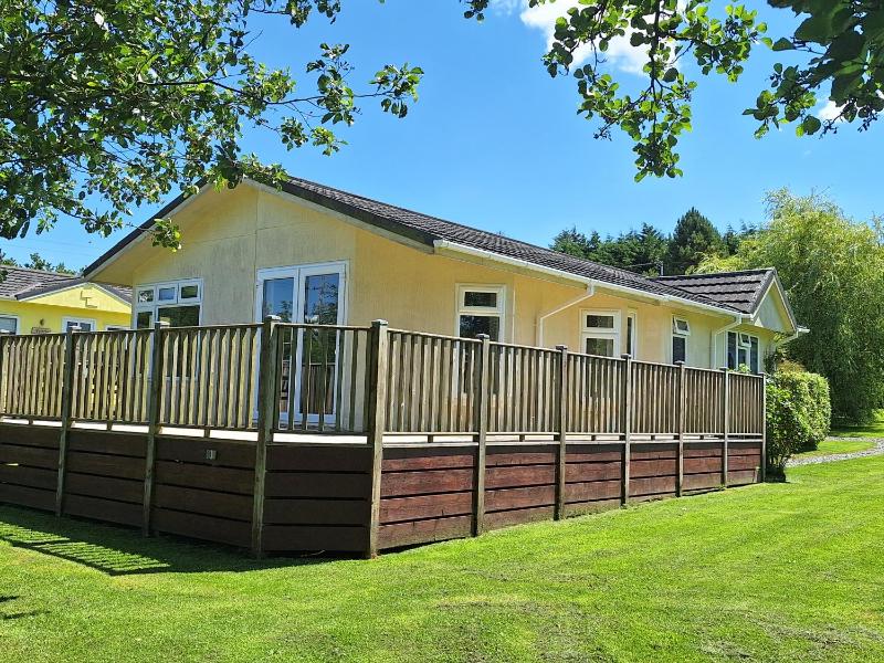 Willow Lodge  image 1