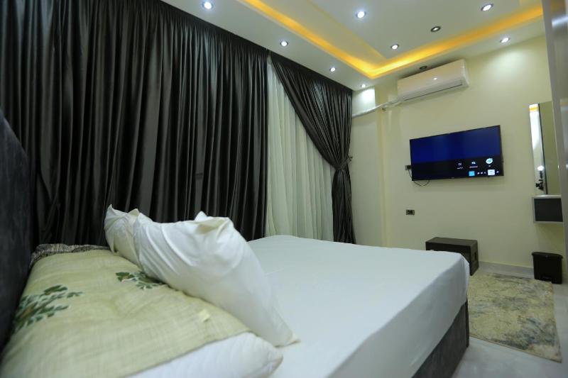 Deluxe Double Room image 4