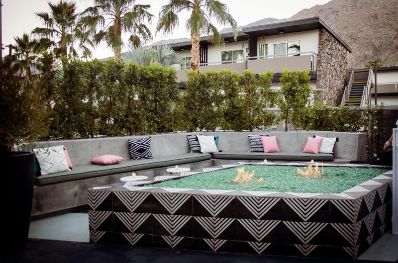 V Capri Palm Springs a Dolce by Wyndham - image 4
