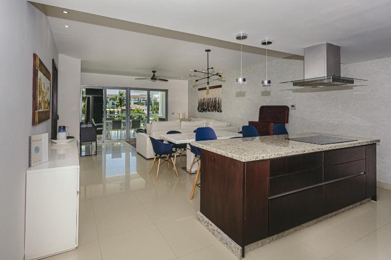Casa Las Perlas NEW !! At Mareazul condo - image 39