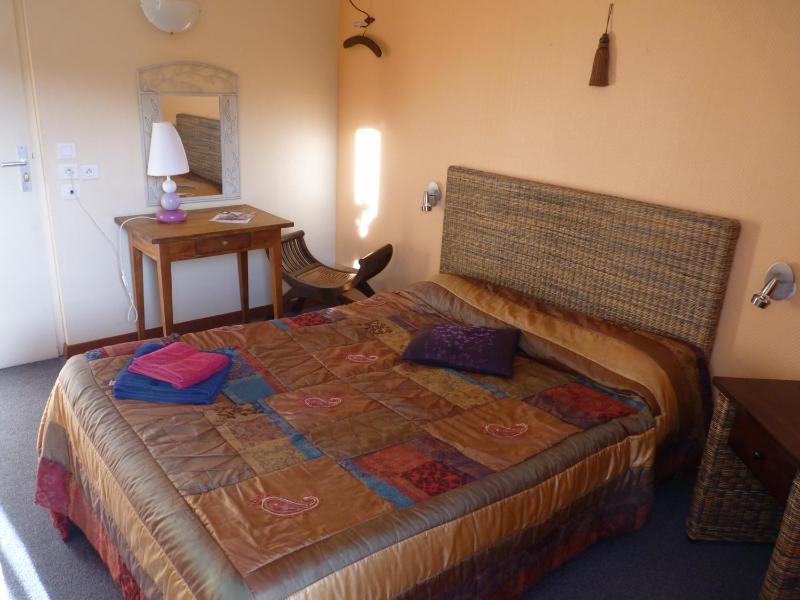 Family Room image 1