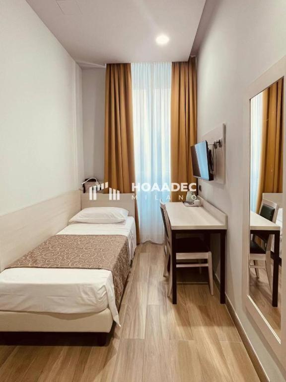 Single Room image 3