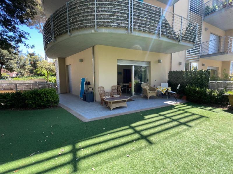 Two-Bedroom Apartment (4 Adults) - Ground Floor image 2
