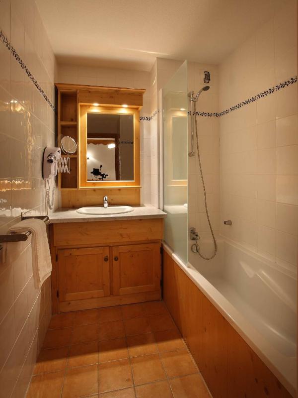 One-Bedroom Apartment image 1