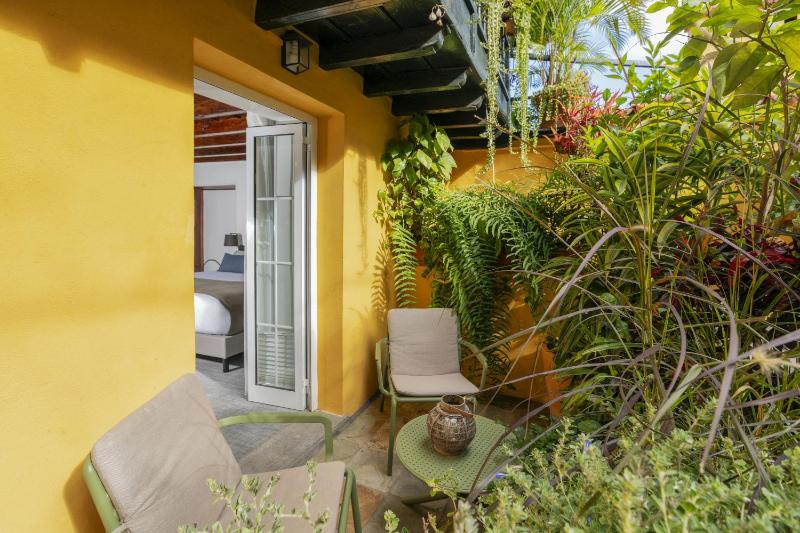 Superior Double or Twin Room with Garden View image 3