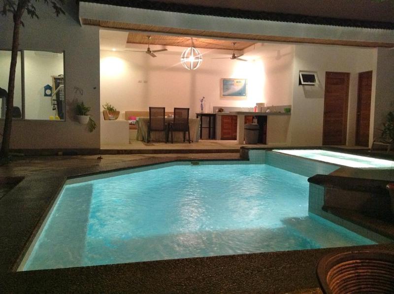 Luxury Beachfront Oasis - Hermosa Palms 50 - image 14