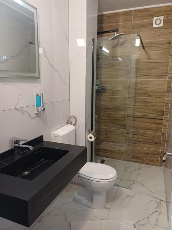 Triple Room with Balcony image 3