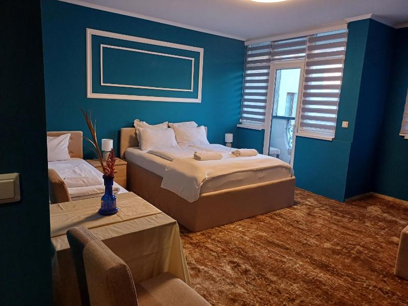 Quadruple Room image 1