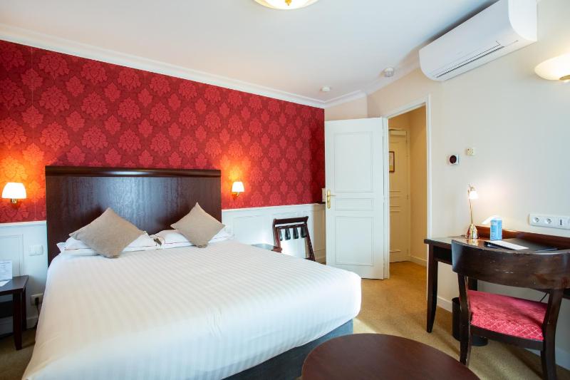 Comfort Queen Room - Non-Smoking image 4
