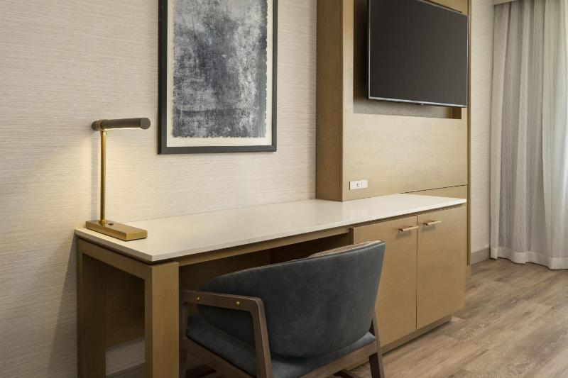 King Room image 4