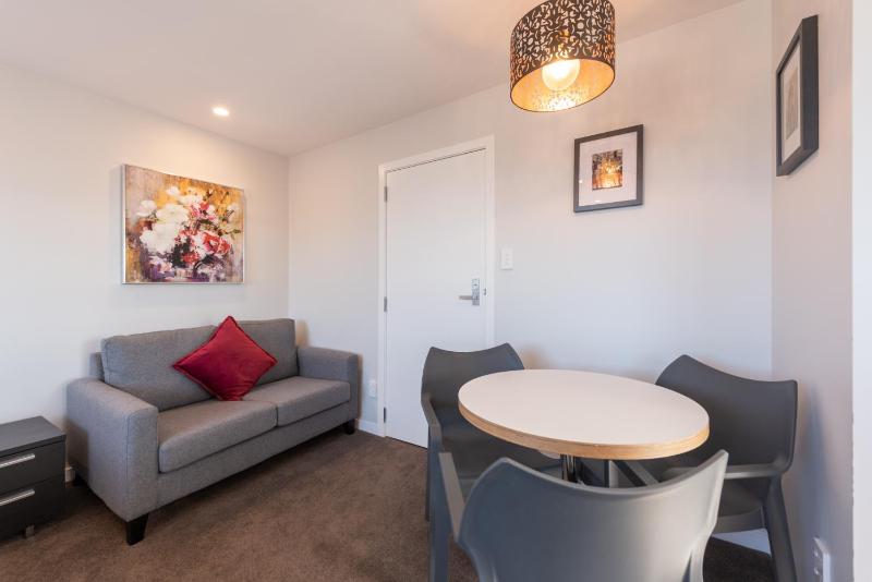 Capital View Motor Inn - Free Parking - image 3