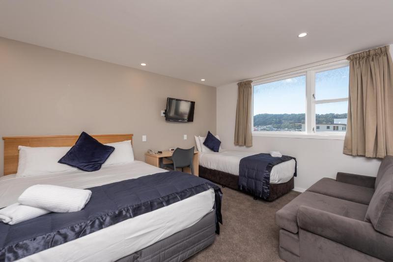 Capital View Motor Inn - Free Parking - image 6