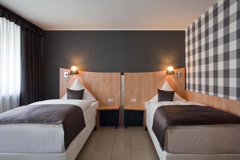 Double or Twin Room image 1