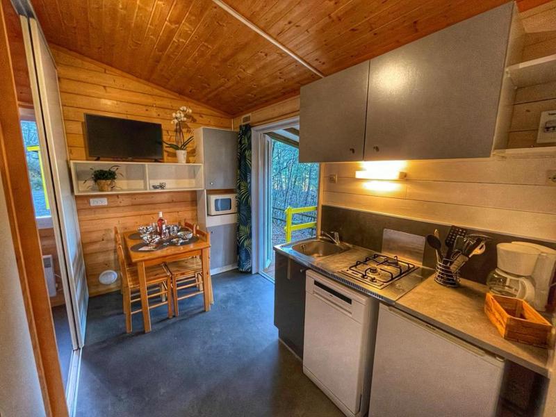 Chalet (4 Adults) image 3