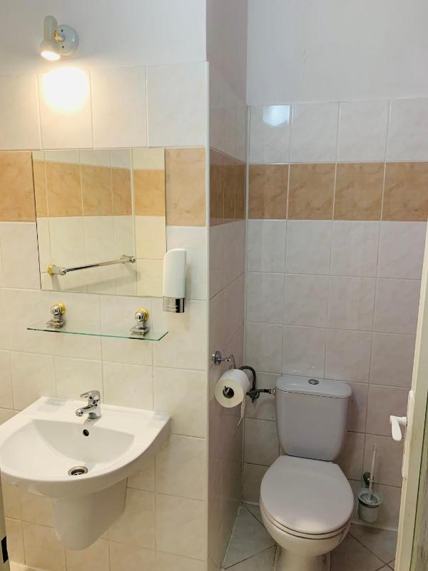Triple Room image 2