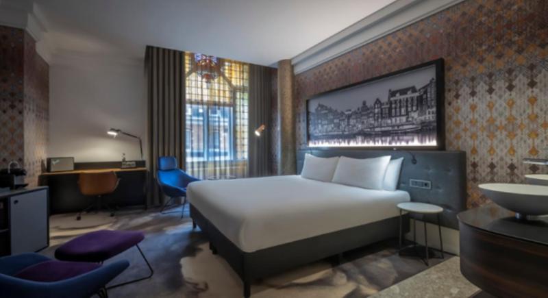 Deluxe Double Room image 1