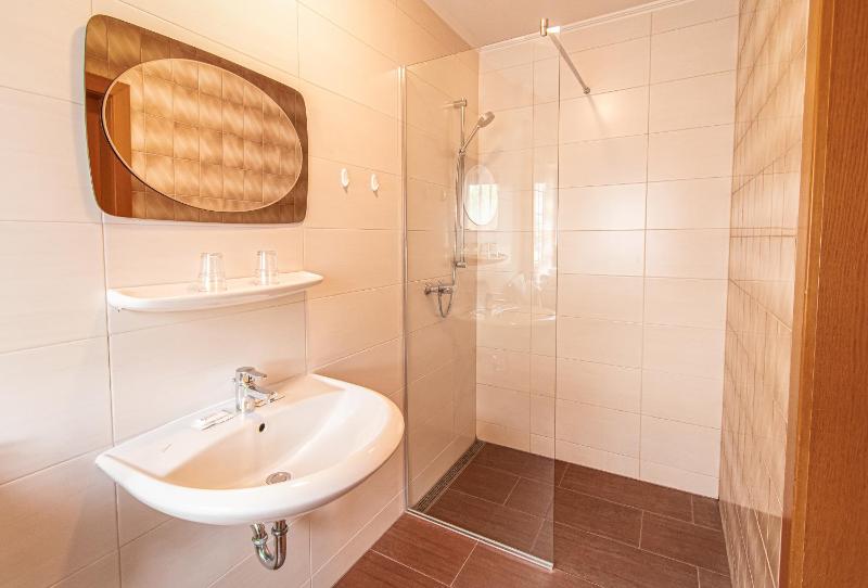 Single Room image 1