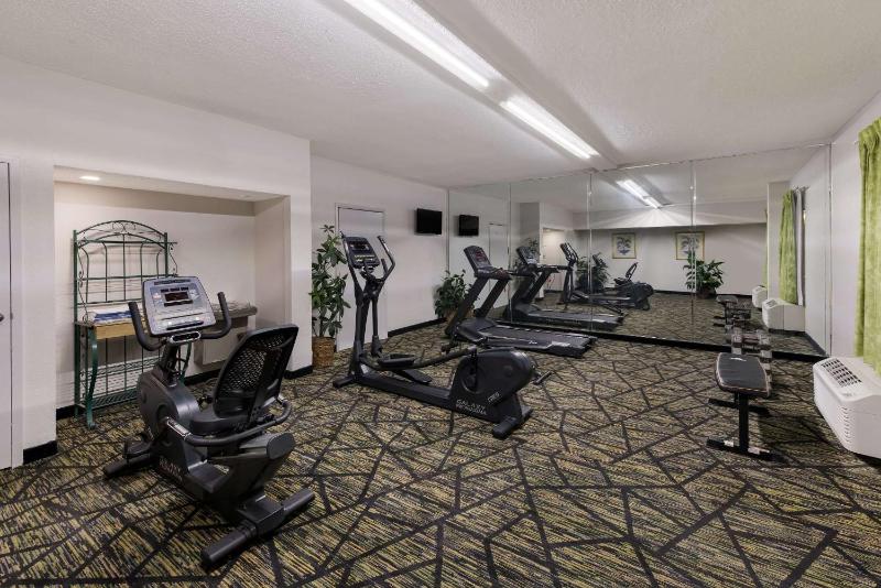 Quality Inn Orange Park Jacksonville - image 5