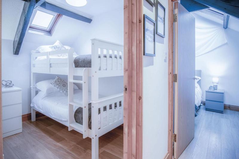 Cosy At The Mews - 2 Bedroom Apartment - Tenby - image 34