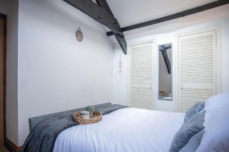 Cosy At The Mews - 2 Bedroom Apartment - Tenby - image 32