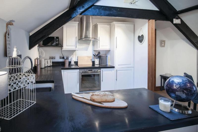 Cosy At The Mews - 2 Bedroom Apartment - Tenby - image 43