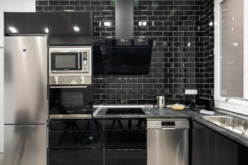 Chueca San Antón Apartment - image 5