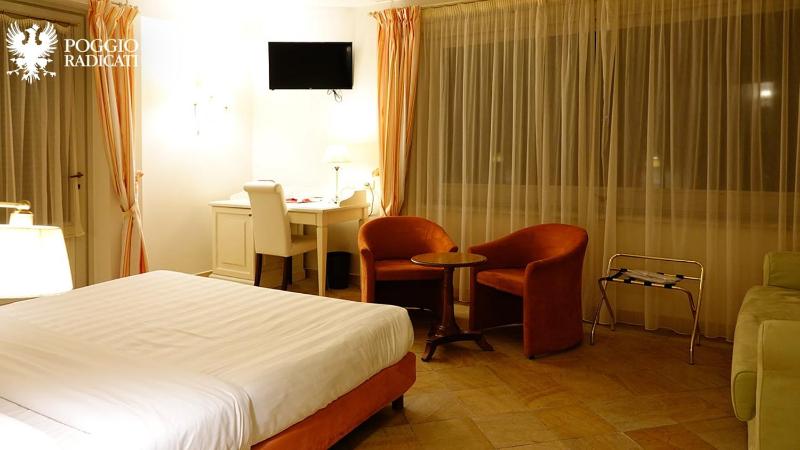 Deluxe Double or Twin Room with Garden View image 4