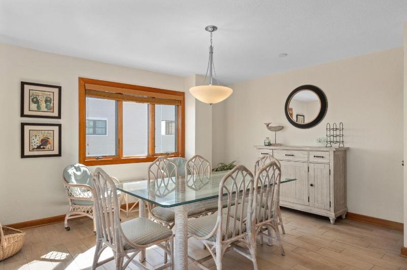H201S Heron Cove South - 201 - image 19