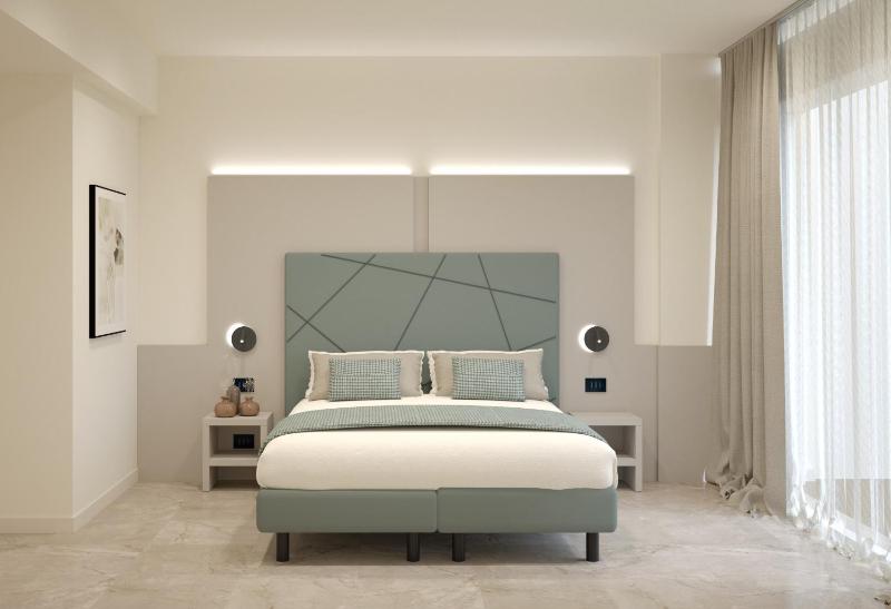 Premium Double Room image 1