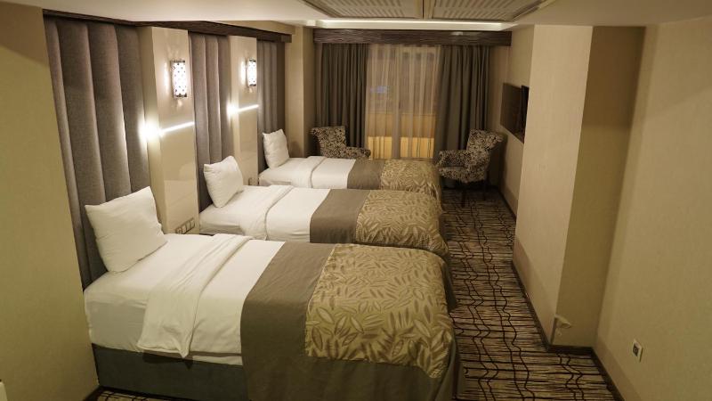 Triple Room image 1