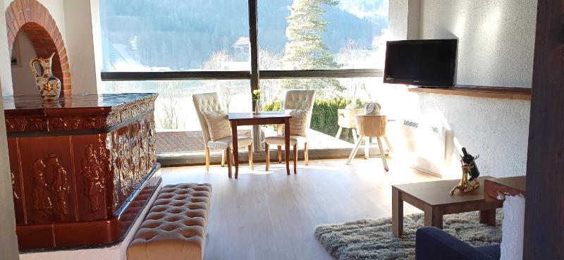 Three-Bedroom House with Terrace Annex image 3