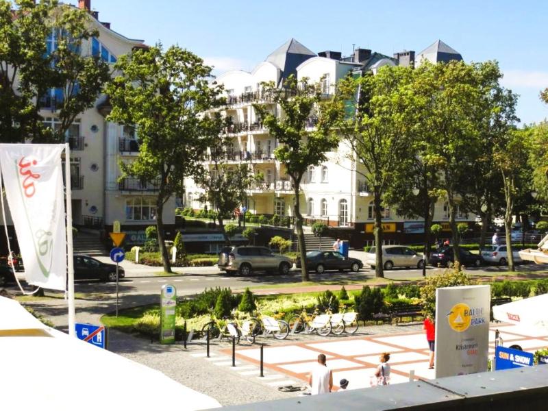 Apartamenty Promenada z tarasem i parkingiem - Apartamenty na Wyspie - image 10