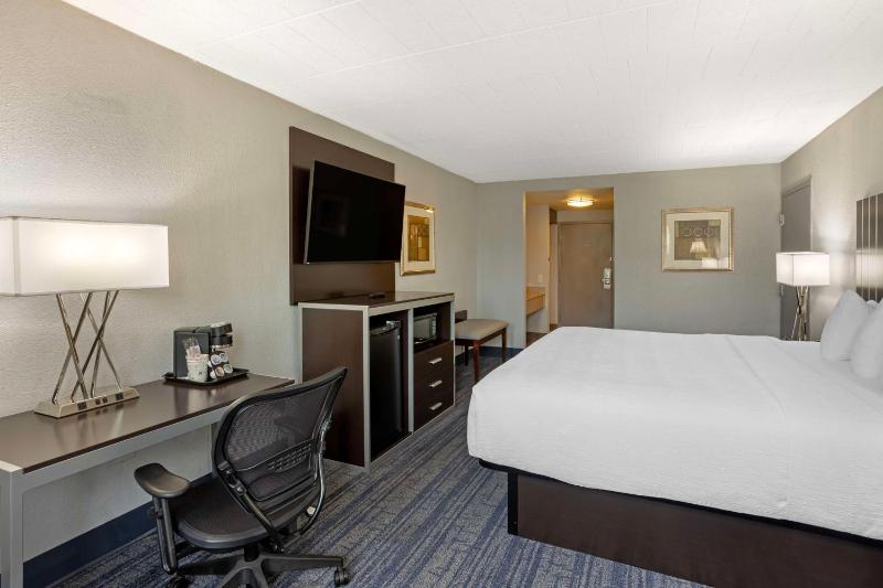 King Room image 4