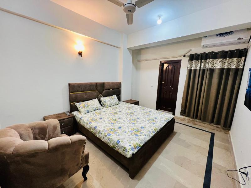 Apartment with Balcony image 2