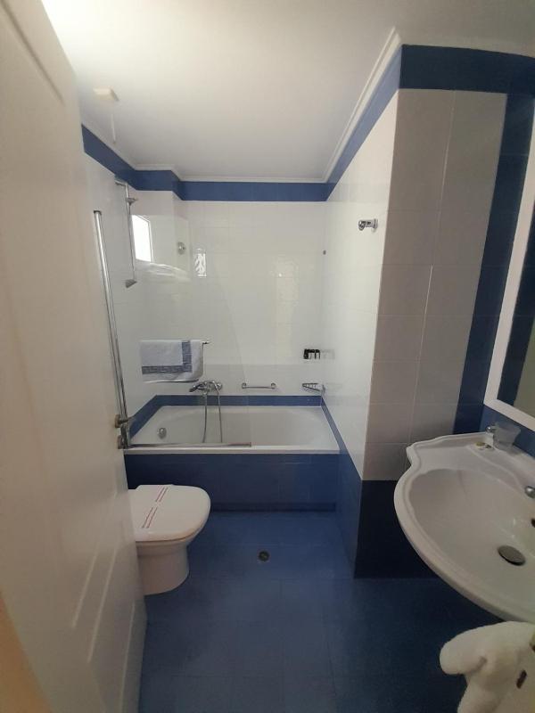 Family Suite with Private Pool image 2