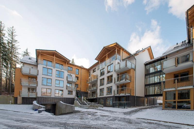 Beżowy Apartament Sun Seasons 24 w Szklarskiej Porębie z Wanną by Noclegi Renters - image 21